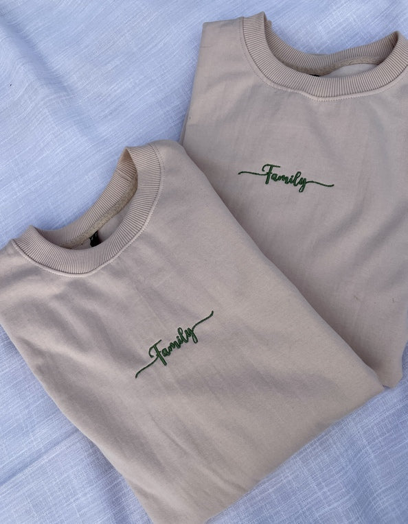 Family embroiderd sweatshirt image 0