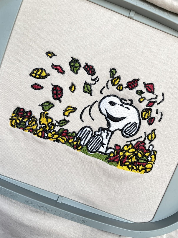 Snoopy embroiderd sweatshirt image 0